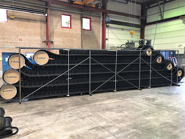 Sidewall belts for inclined conveying Custom made sidewall belt